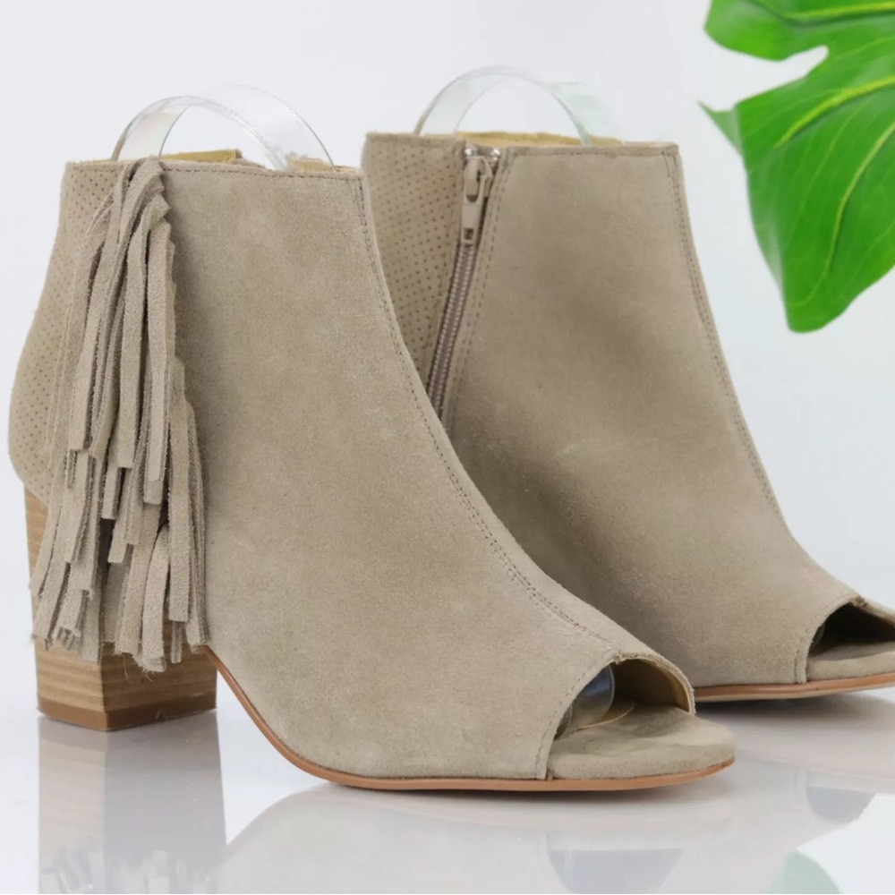 Kensie Womens Erika Boot Tan Suede Fringe Open Toe Block Heel